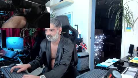 topalphaboss online show from October 29, 4:25 am