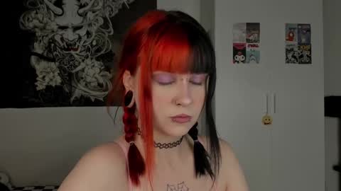Snapshot of toriayun0 chatting on March 2, 10:16 pm your personal gothic girl check it online show from March 2, 10:16 pm
