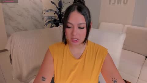 Snapshot of toricross1 chatting on October 10, 1:39 pm Tori Cross online show from October 10, 1:39 pm