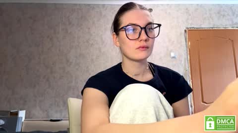 Anita online show from March 6, 10:14 am