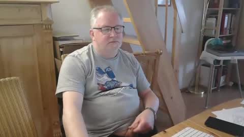 Snapshot of toto758 chatting on March 10, 11:01 am toto758 online show from March 10, 11:01 am