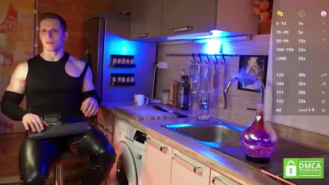 Paul online show from November 8, 4:04 am