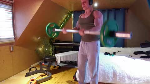 Paul online show from February 11, 8:58 am