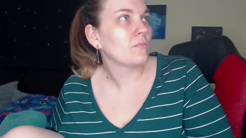 Lilly Miss Mistress Goddess Maam Queen Boss online show from March 2, 7:54 am