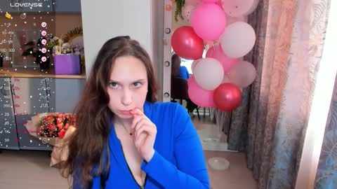 Snapshot of traneba chatting on February 20, 11:31 am Kate online show from February 20, 11:31 am