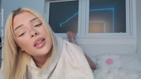 aubrey 3 online show from September 11, 7:48 pm