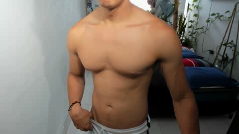 travis bakerr online show from January 11, 5:29 pm