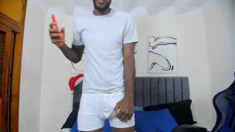 Travis online show from December 20, 7:17 pm