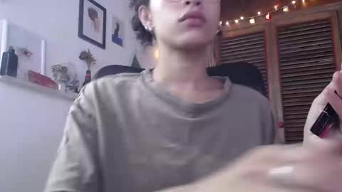 Emily online show from January 29, 3:37 pm