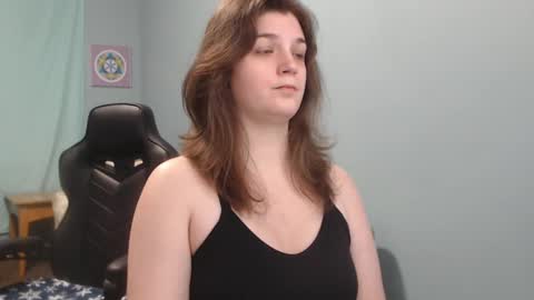 TreeJeanne online show from February 25, 10:04 am