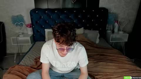 TrevorBenson online show from September 15, 6:09 pm