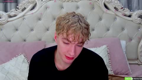 TrevorBenson online show from October 11, 8:41 am