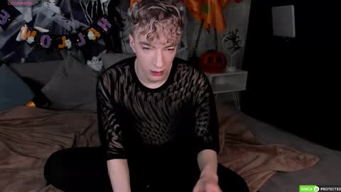 TrevorBenson online show from November 1, 6:12 am