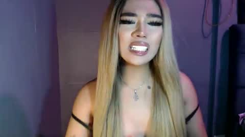 Snapshot of trexie_fucks15 chatting on September 28, 10:52 pm trexie_fucks15 online show from September 28, 10:52 pm