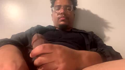 trey0977 online show from March 1, 12:12 pm