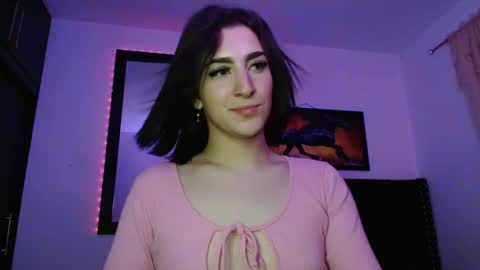 Snapshot of triana_damelio chatting on October 16, 2:00 am triana_damelio online show from October 16, 2:00 am