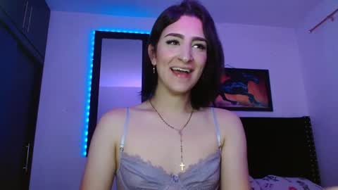 Snapshot of triana_damelio chatting on October 6, 2:57 pm triana_damelio online show from October 6, 2:57 pm