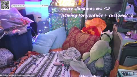 Cassie online show from December 24, 1:28 pm