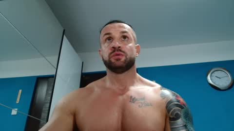 tridentmuscles online show from January 30, 8:10 pm