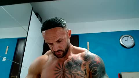 tridentmuscles online show from October 15, 7:04 pm