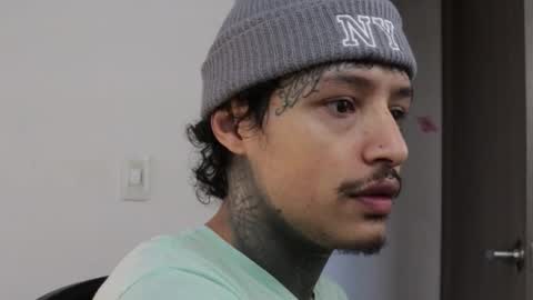 - trieone online show from December 2, 11:19 am