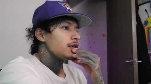 - trieone online show from December 19, 1:50 pm