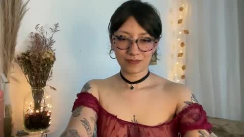 trinitysecrets online show from December 18, 6:47 pm