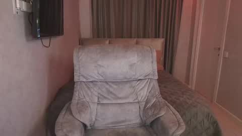 tripleprinces online show from February 22, 5:13 pm