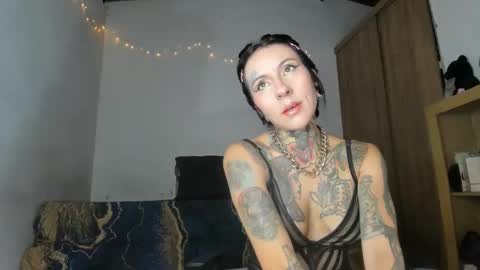 Tristan And Samara online show from May 12, 9:57 pm