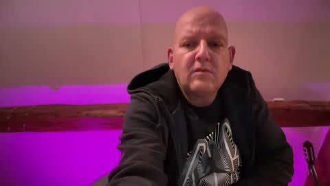 Triton online show from October 2, 2:54 am