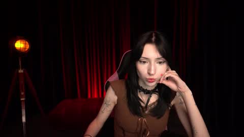 Snapshot of trix_void chatting on October 13, 8:05 am trix_void online show from October 13, 8:05 am