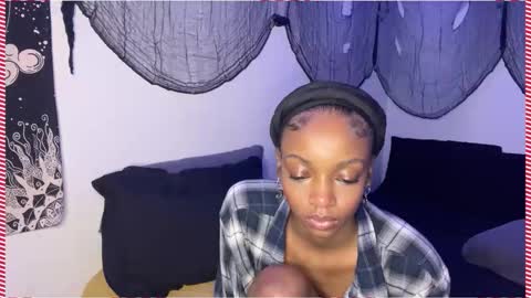 trixie_luv online show from December 14, 2:12 pm