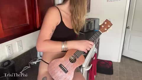 Trixis little world 3 online show from October 27, 3:56 pm