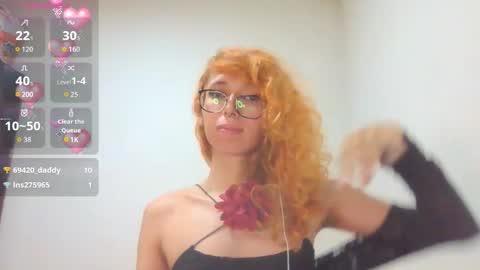 Trixy Rose online show from November 24, 6:17 pm