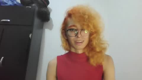 Trixy Rose online show from January 3, 12:00 am