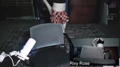 RixyRose online show from October 17, 1:42 am