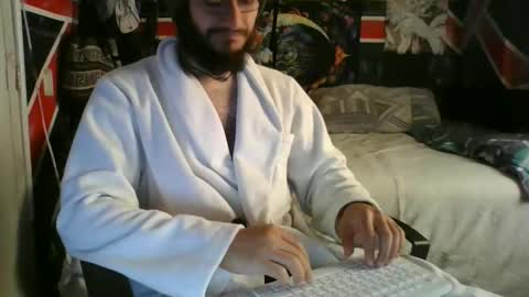 Andrew online show from March 25, 6:03 pm