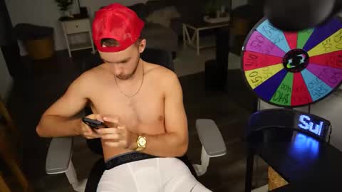 Troy Green online show from November 14, 3:42 am