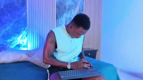 Snapshot of troykhalil chatting on September 29, 8:30 pm Troy Khalil online show from September 29, 8:30 pm