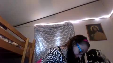 TruckersWifeToBe online show from December 12, 3:16 pm