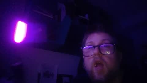 Snapshot of true_manofworth chatting on February 18, 5:09 am HandicappedLaugher online show from February 18, 5:09 am
