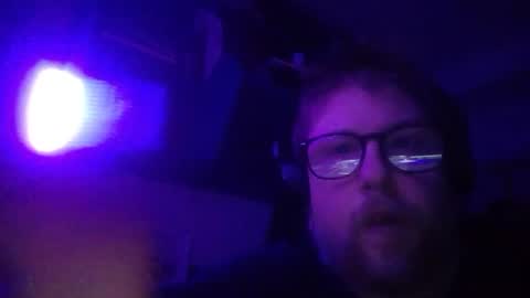 Snapshot of true_manofworth chatting on February 18, 2:05 am HandicappedLaugher online show from February 18, 2:05 am