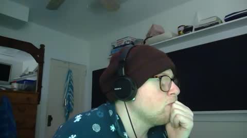Snapshot of true_manofworth chatting on December 2, 5:51 am HandicappedLaugher online show from December 2, 5:51 am