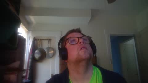 Snapshot of true_manofworth chatting on October 3, 7:00 pm HandicappedLaugher online show from October 3, 7:00 pm