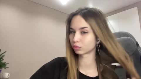 tryme_muse online show from December 22, 5:31 pm