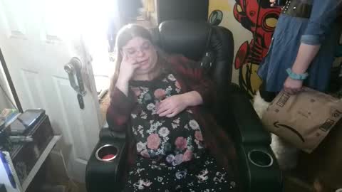 Anne online show from February 5, 7:01 am