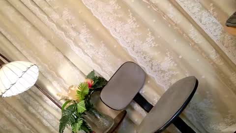 Chloe online show from November 21, 6:44 am