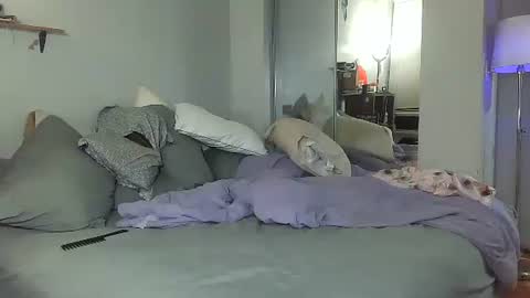 Amber White online show from September 24, 6:42 am