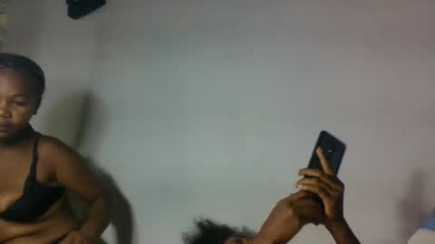 tsaraflorida online show from December 1, 3:54 pm