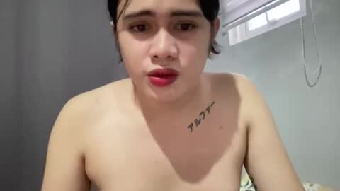 Bella Tralala online show from December 3, 6:14 am